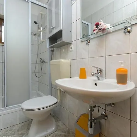 Apartment Lemar - With Parking *